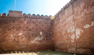 Champaner_citadel_walls